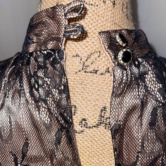 Gorgeous Evening Gown 🌚 - Picture 5 of 7